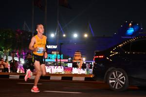 BIB: 21273
                            <button type="button" onclick="openModal(15049857)" class="btn btn-primary btn-sm float-right btn-popup" data-toggle="modal" data-target=".modal-high-quality">
                        <i class="fas fa-shopping-cart"></i> Add to Cart
                    </button>
                                            <button type="button" onclick="isThisMe(15049857, true)" class="btn btn-success btn-sm float-right btn-popup btn-isme hidden" data-toggle="tooltip" data-placement="bottom" title="นี่คือรูปของคุณใช่ไหม คลิกที่นี่เพื่อเอาเข้าอัลบั้ม">
                        <i class="fas fa-plus"></i> Add to album
                    </button>
                    <button type="button" onclick="isThisMe(15049857, false)" class="btn btn-warning btn-sm float-right btn-popup btn-isnotme hidden">
                        <i class="fas fa-ban"></i> Remove from album
                    </button>